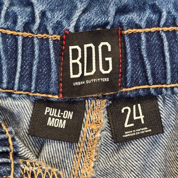 BDG Women's 24 Medium Wash Elastic High Waist  Blue Denim Mom Jeans - Picture 12 of 15